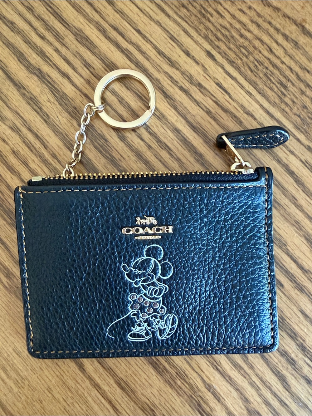NWOT Coach Black Pebbled Leather Minnie Mouse Card Case with Gold Hardware